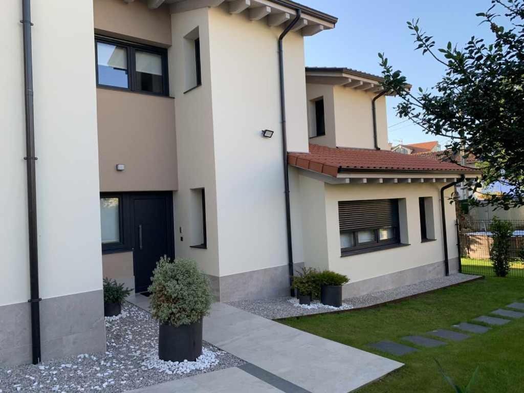 Adosadoduplex Marea Baja 3 Zona Playa Ideal Familias Parejas Y Amigos Llanes Eksteriør billede